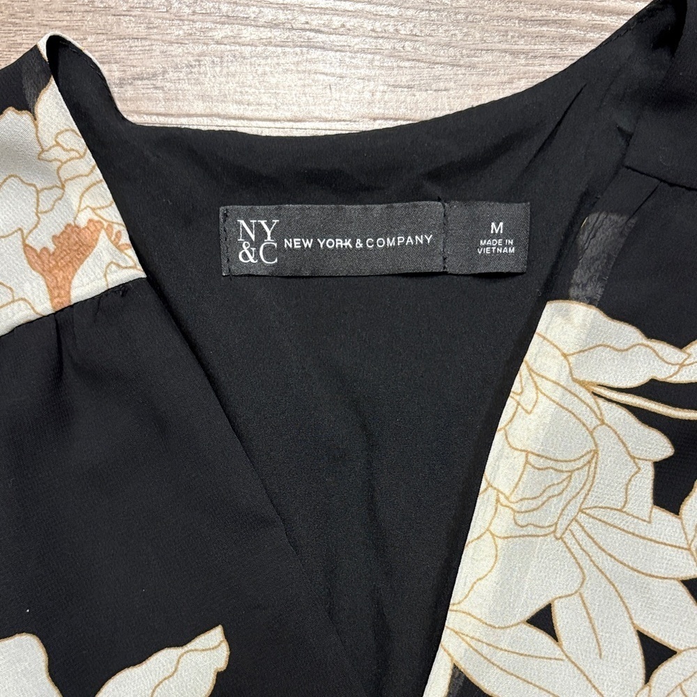 New York & Company Black Floral Blouse - Picture 2 of 4